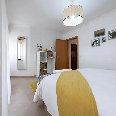 Manelmar Apartment *