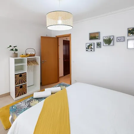 Manelmar アパート *