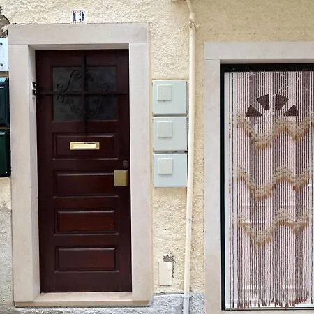 Manelmar アパート *