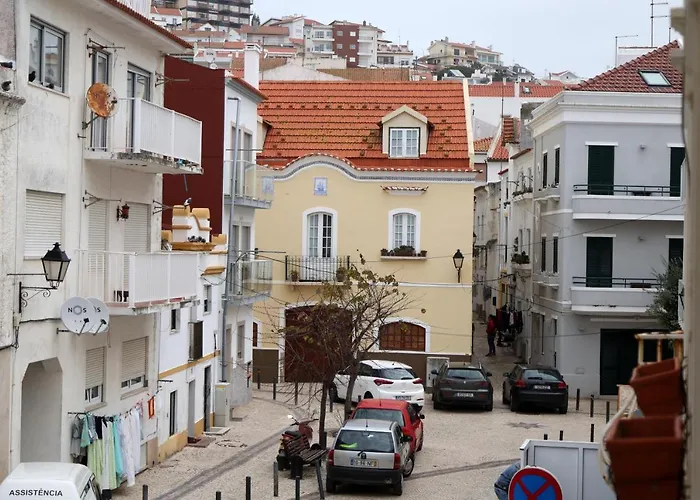 Апартаменты Manelmar *